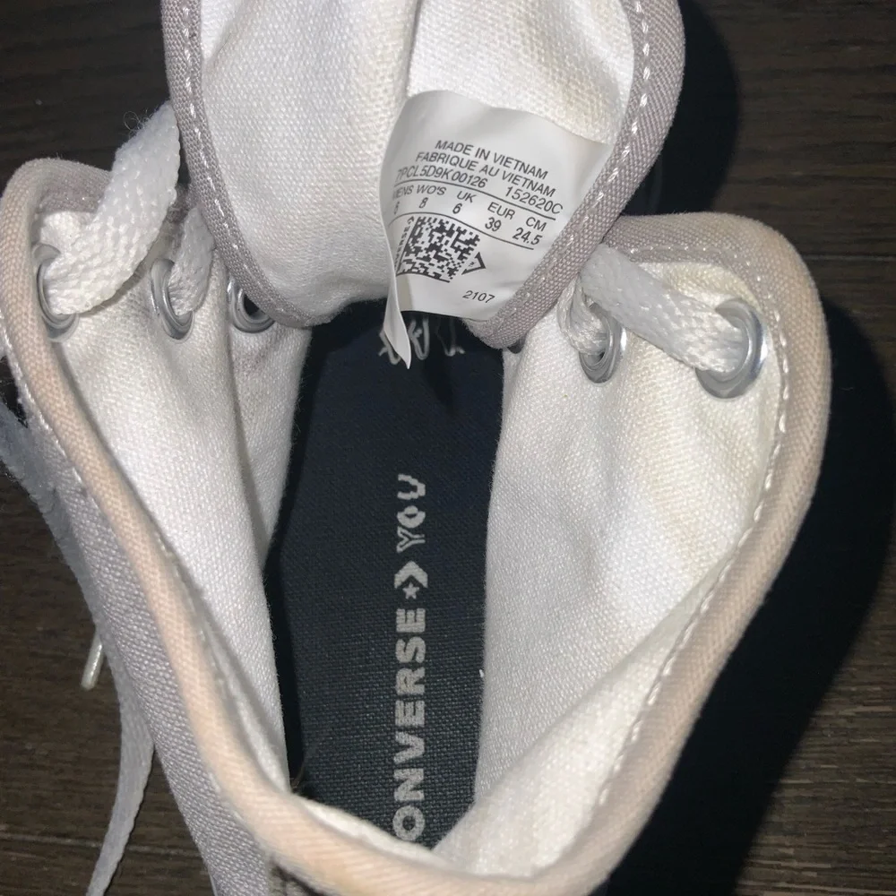 Converse Unisex Chuck Taylor Gray High-Top Sneakers Size Women’s 8 Men’s 6